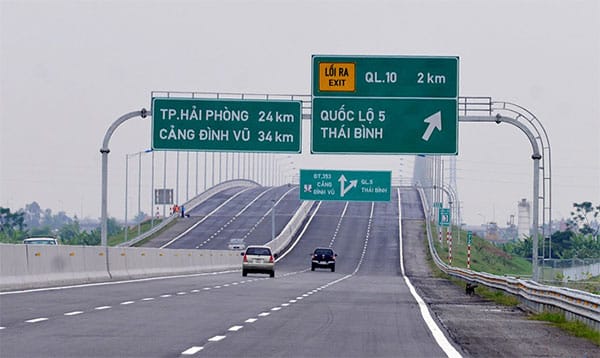 Kinh nghiem lai xe tren quoc lo 5 Kinh nghiem lai xe tren quoc lo 5