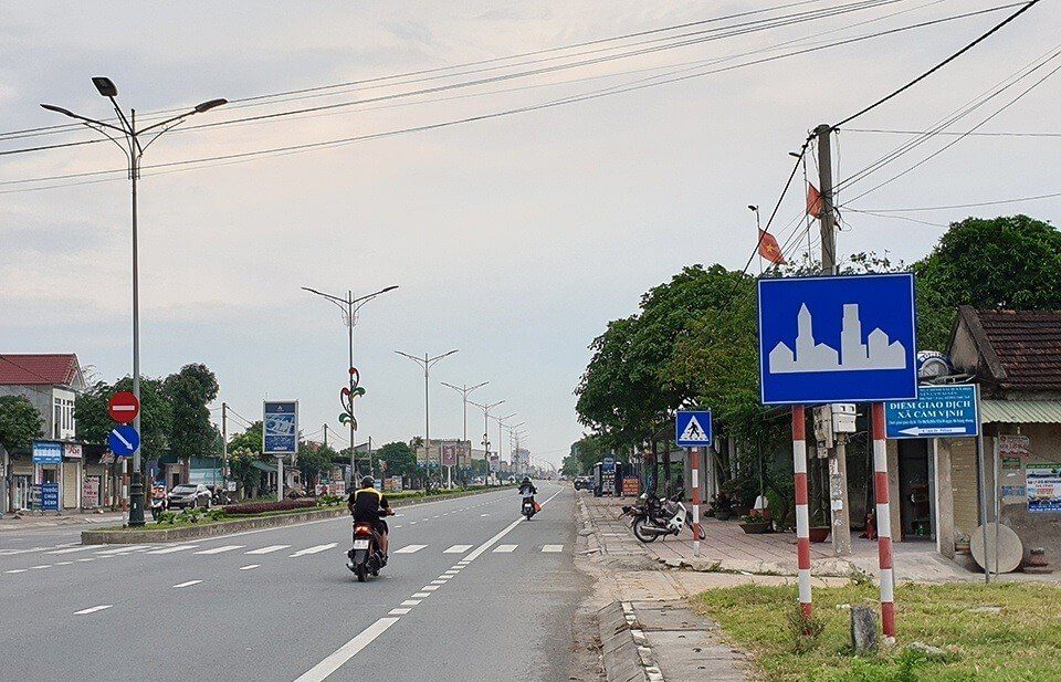 Biển báo đến khu dân cư R.420 Biển báo đến khu dân cư R.420