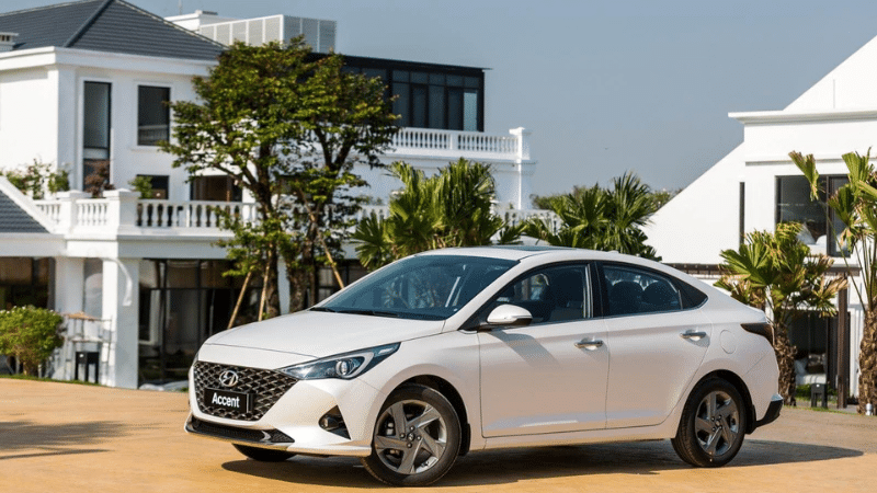 Hyundai Accent màu trắng Hyundai Accent màu trắng