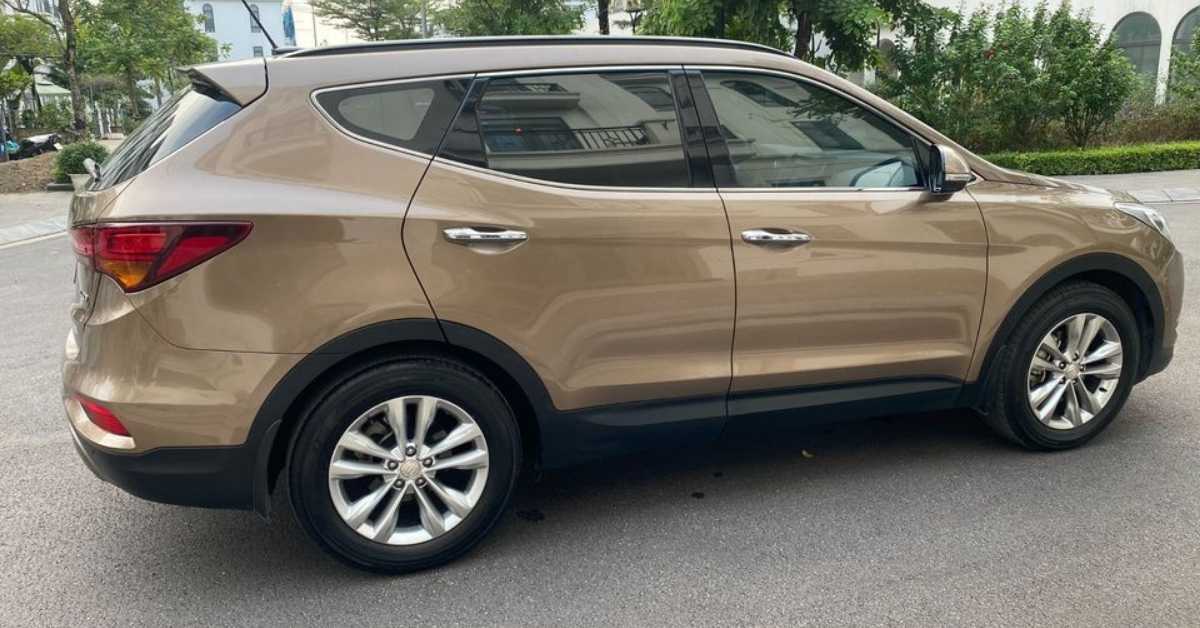 Giá thuê xe Hyundai Santa Fe theo ngày là bao nhiêu? Giá thuê xe Hyundai Santa Fe theo ngày là bao nhiêu?